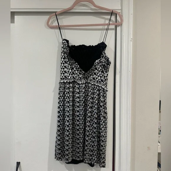 NWOT Zara Mini Dress - Size Small - Picture 2 of 3